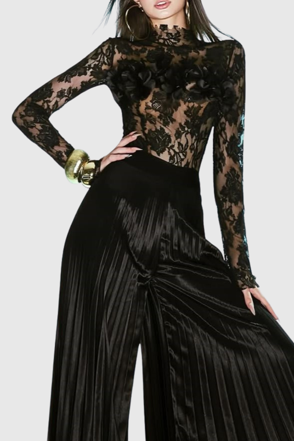 Nyra Floral Lace Top - Black